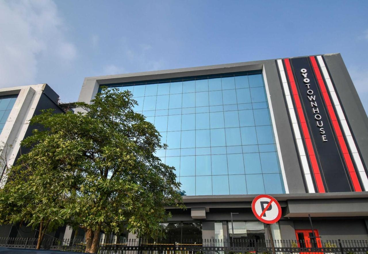Hotel O Kg State Hotel 4*