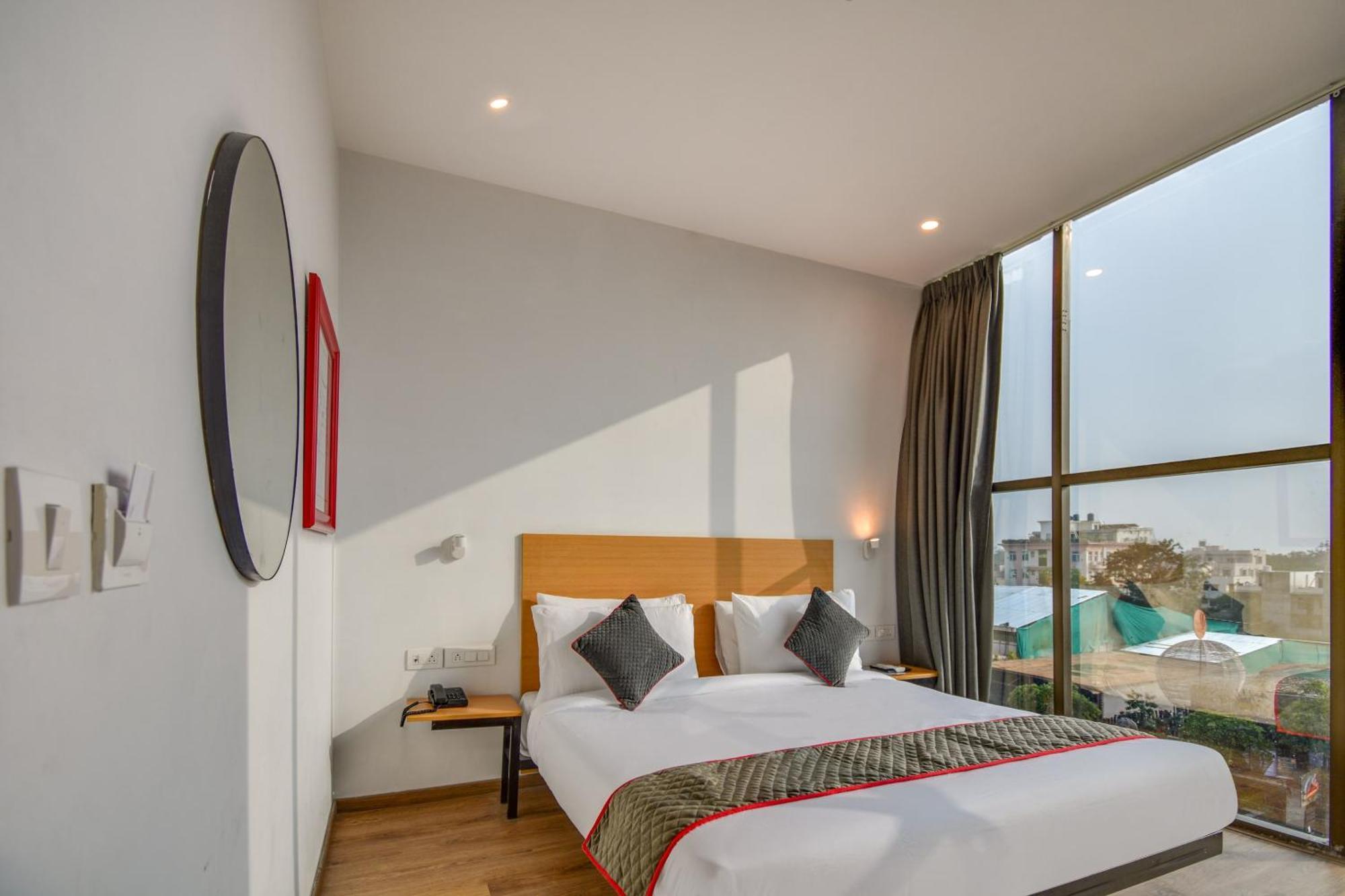 Hotel Hotel O Kg State Jaipur