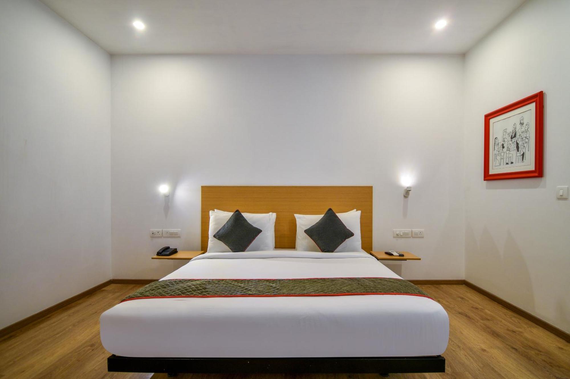 Hotel Hotel O Kg State